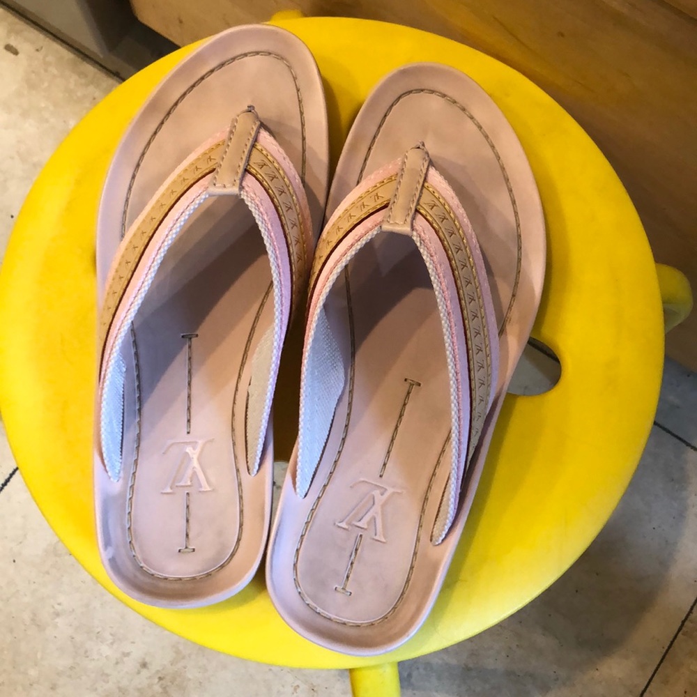 Pink and tan Louis Vuitton thong sandals